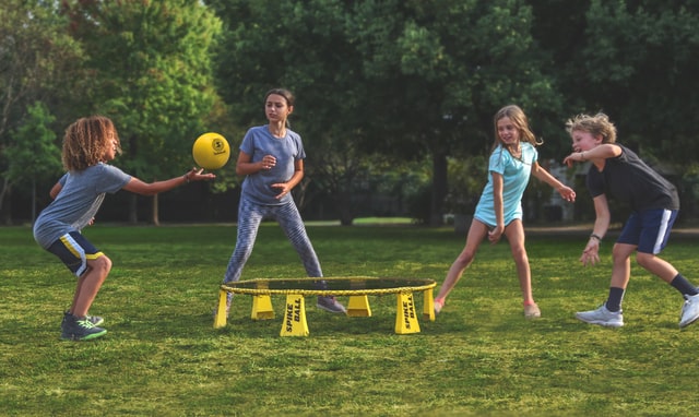 children playing game